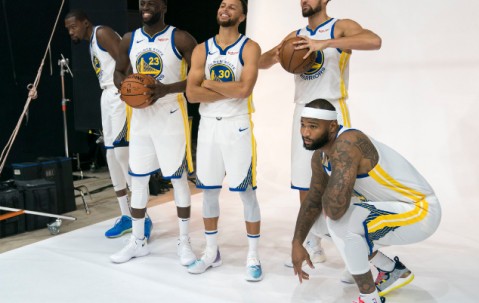 德国杯今晚走向成谜，广东宏远豪取连胜，球迷炸锅，轮换策略成焦点(广东宏远最新签约名单)-星空体育网址